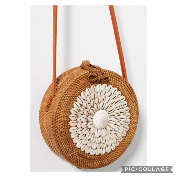 Anthropologie Shell Embellished Round Rattan Crossbody Bag - Picture 14 of 16
